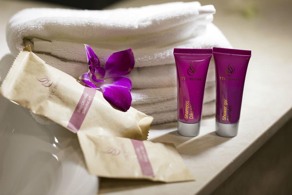 Ttc Hotel Deluxe Saigon Bandar Ho Chi Minh Luaran gambar