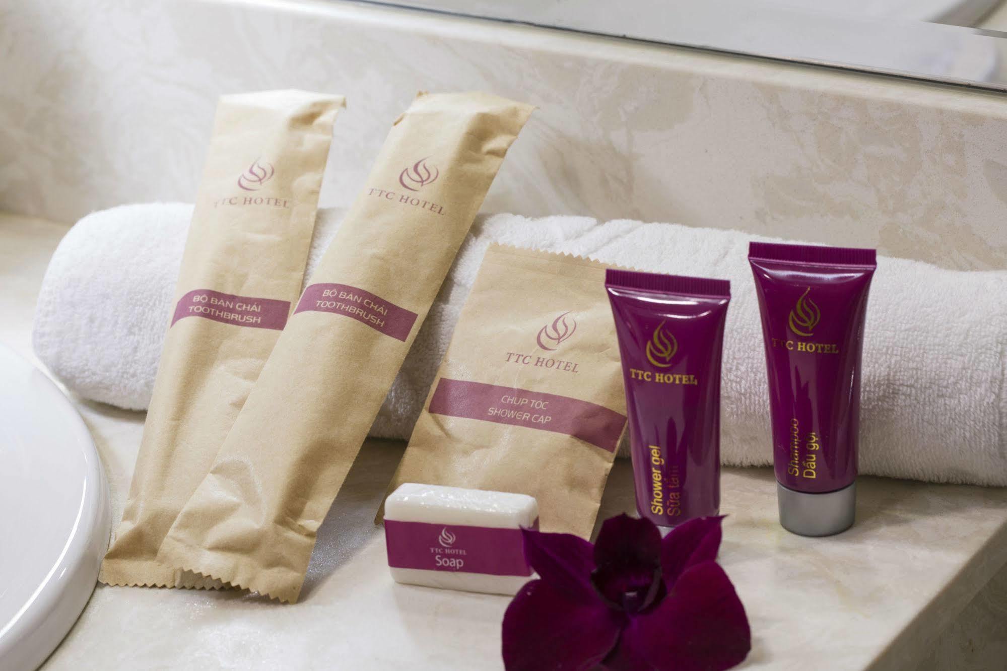 Ttc Hotel Deluxe Saigon Bandar Ho Chi Minh Luaran gambar
